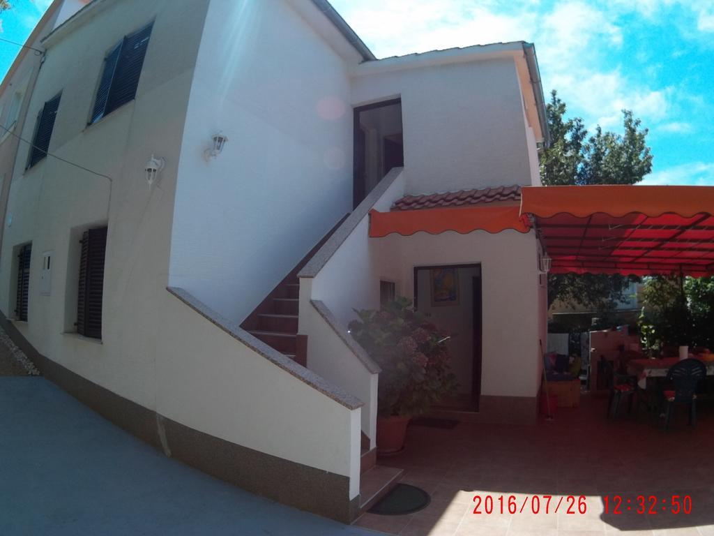 Apartman Luburic Pinezići Εξωτερικό φωτογραφία